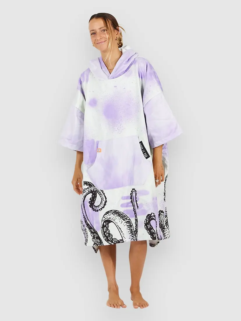 After After Pro Model Poncho