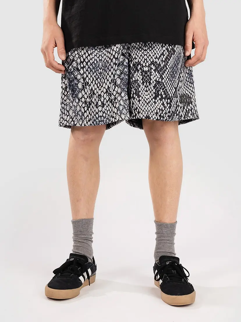 Empyre Empyre Lay Up Shorts