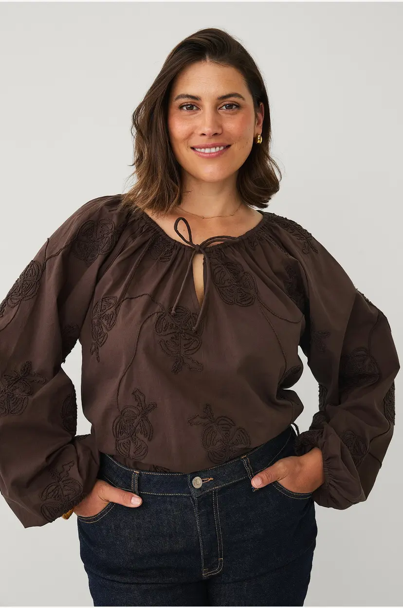 Ellos Plus collection Bluse med ballongermer - Brun
