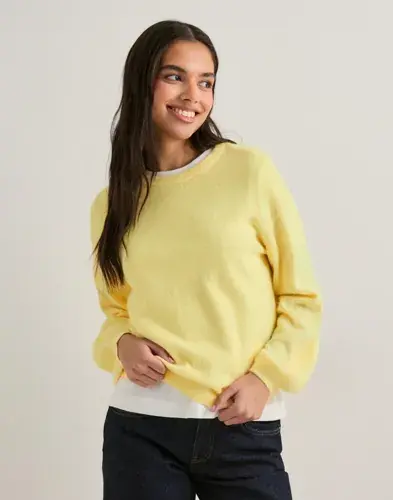 Pieces Pieces - Gul - Pcnaomi Ls O-Neck Knit Noos Bc