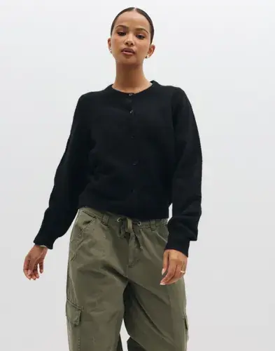 Nelly Nelly - Svart - Fuzzy Knit Cardigan
