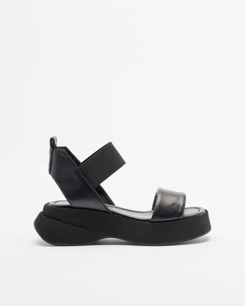 Elena Iachi Elena Iachi C22 Black Platform sandals
