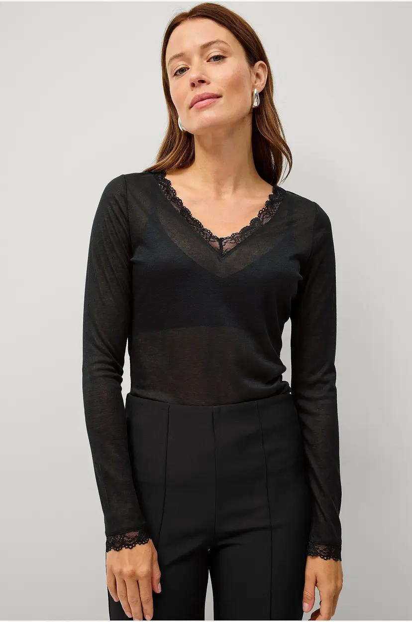 Ellos Collection Topp med blondedetaljer - Svart