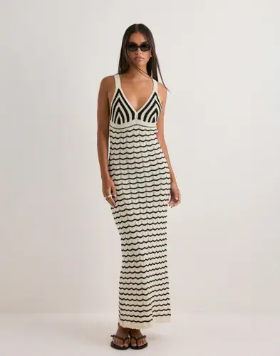 Vero Moda Vero Moda - Svart - Vmjanice Sl Knit 7/8 Dress Exp