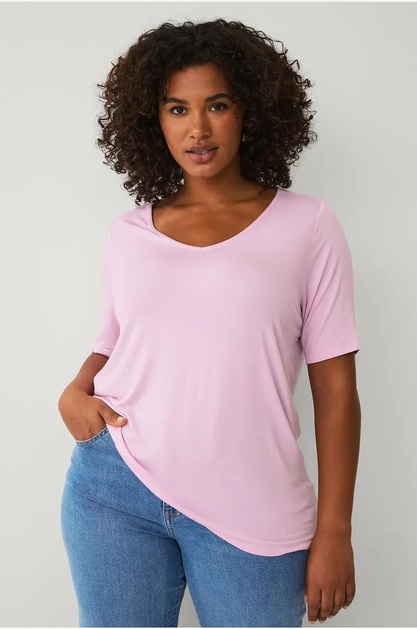 Ellos Plus collection Soft topp med v-hals - Rosa