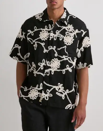 Woodbird Woodbird Wbwang Bind Shirt Kortermede skjorter Svart