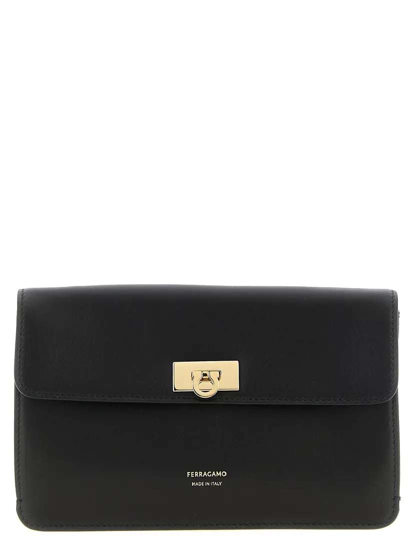 Ferragamo FERRAGAMO Clutches – Svart