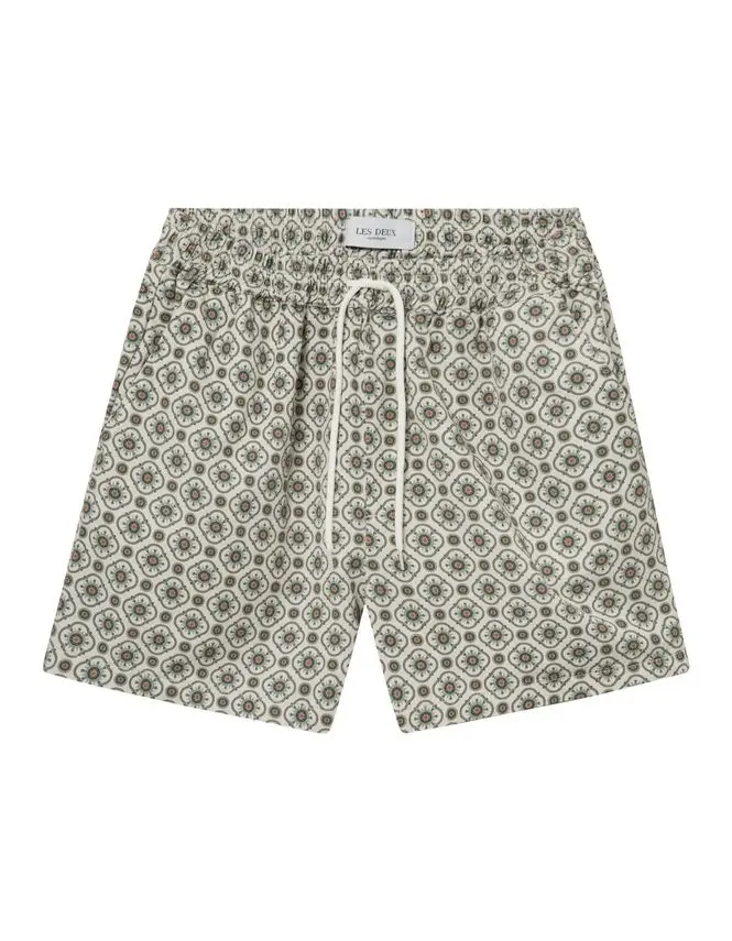 Les Deux Tapestry Shorts