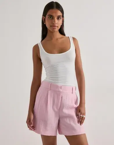 ONLY Only - Rosa - Onlita Hw Linen Look Shorts Tlr