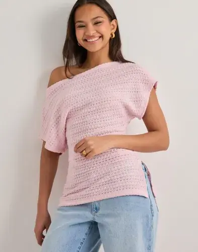 Nelly Nelly - Rosa - Crochet Slit Top
