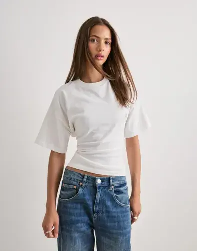 Nelly Nelly - Hvit - Tie Waist Tee