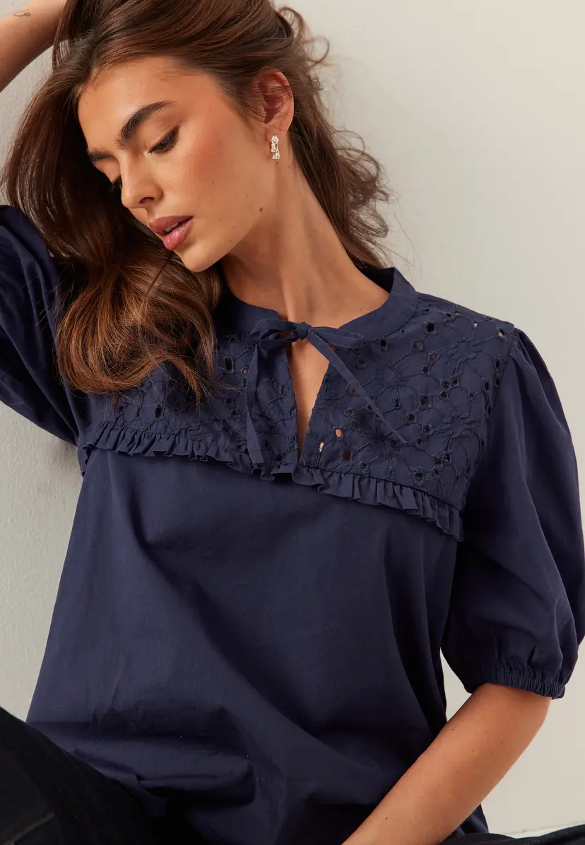 Bubbleroom Broderie Anglaise Blouse