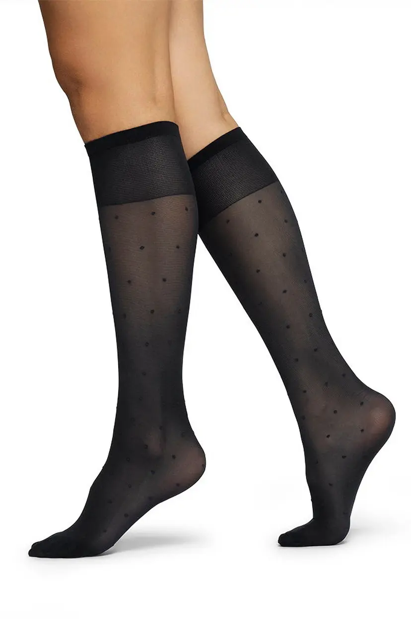 Swedish Stockings Knestrømper Doris Dots Knee-Highs - Svart