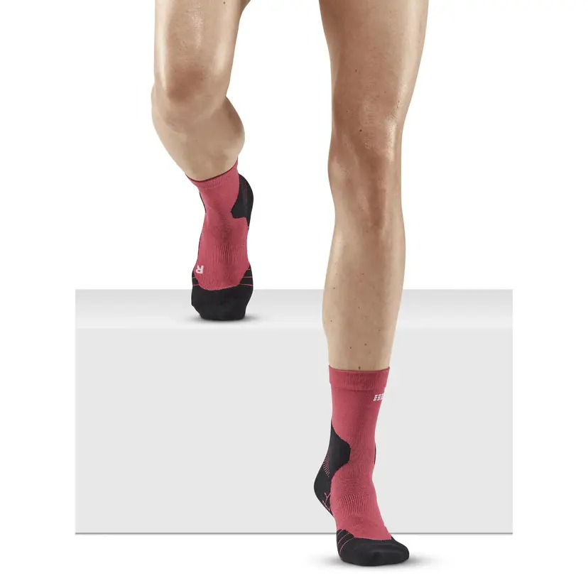 CEP CEP Women's Hiking Light Merino Mid Cut Compression Socks Berry