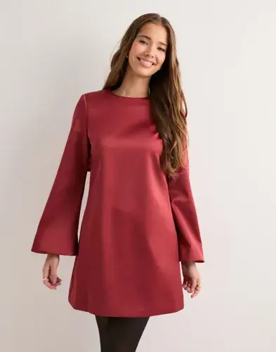 Malina Malina - Rød - Elna Bow Detailed Mini Dress