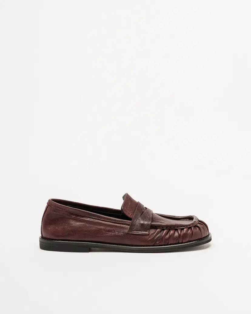 The Lab.yrinth The Lab.yrinth ILARY 2629 Burgundy Moccasins