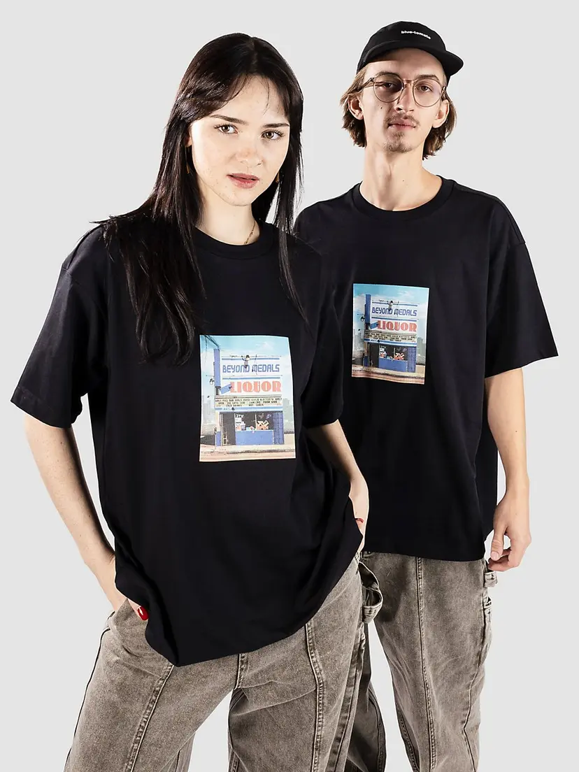 Beyond Medals Beyond Medals Liquid T-skjorte svart