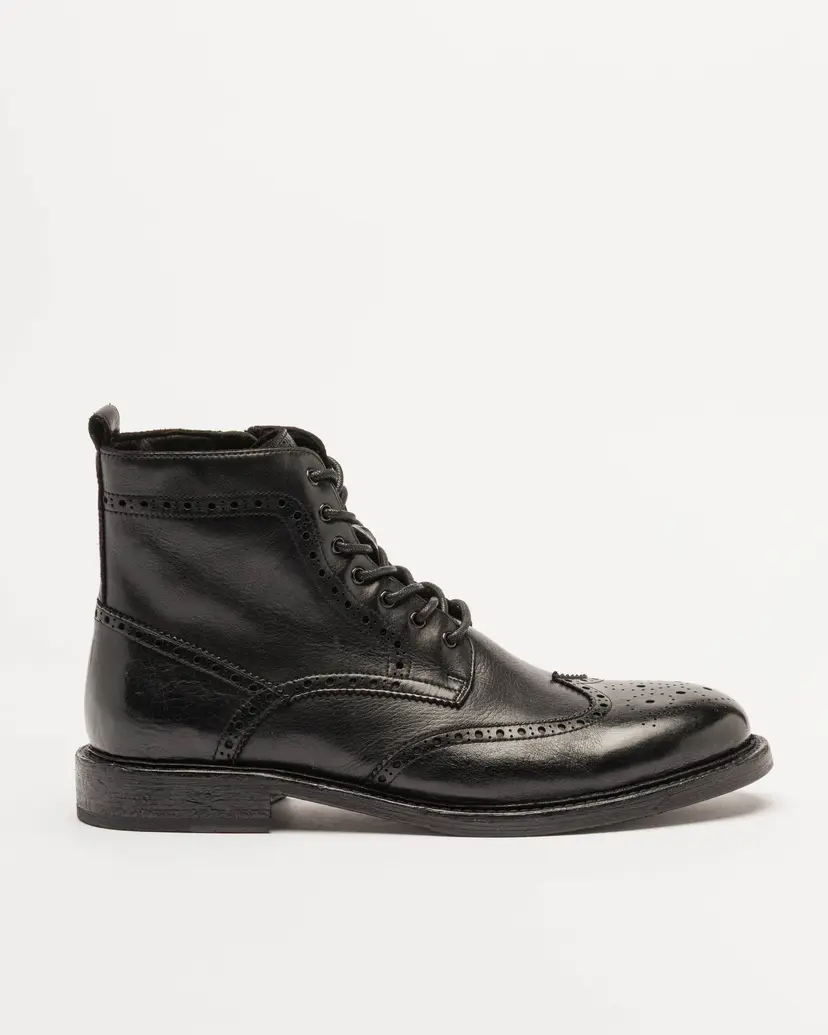 ONE and OTHER ONE and OTHER MG2537-1 Black Boots