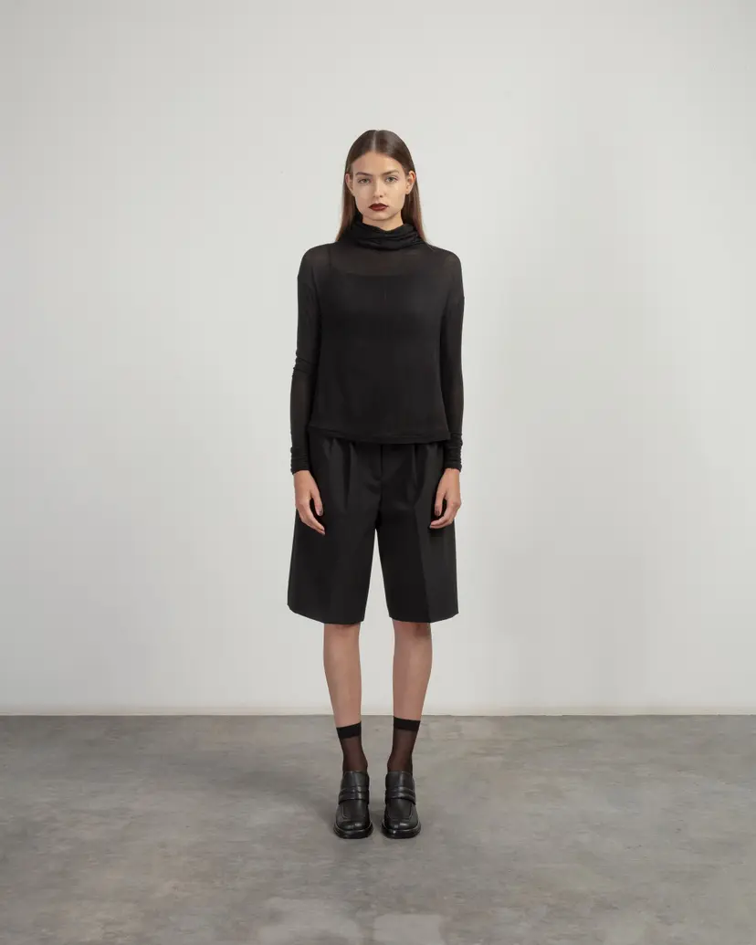Neirami Neirami T010CO Black Turtleneck sweater