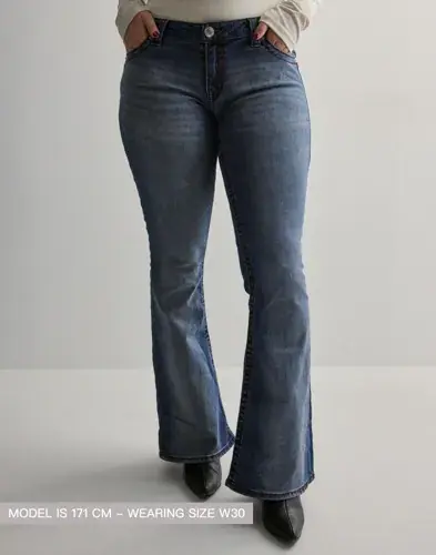 True Religion True Religion - Blå - Nelly Ultra Low Rise Joey Flare Big T