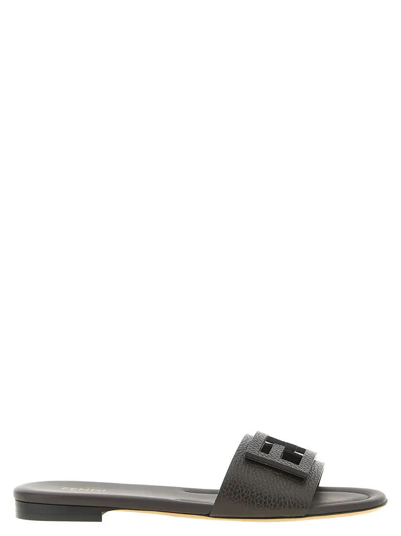 Fendi Fendi Flip flops – Brun