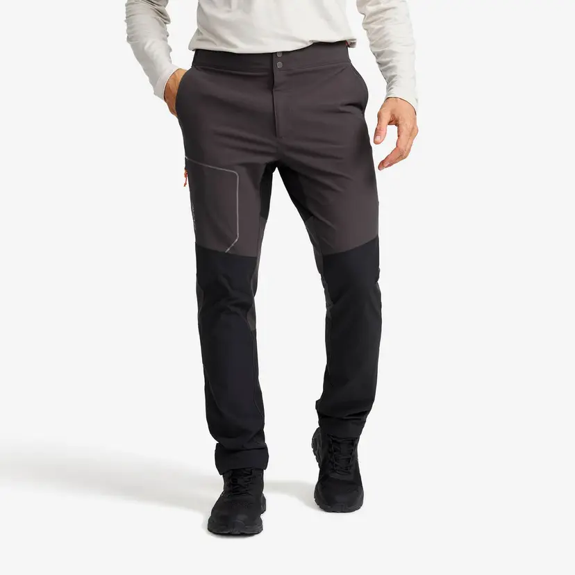 RevolutionRace Surmount Hiking Stretch Pants Herre Black/Obsidian