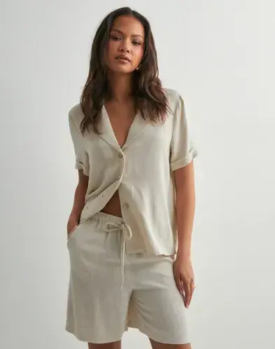 ONLY Only - Beige - Onlsiesta Mw Pull-Up Lin Bl Shorts