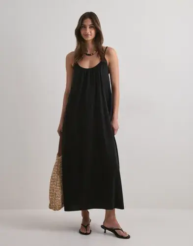 Vero Moda Vero Moda - Svart - Vmluna Singlet Ankle Dress Noos