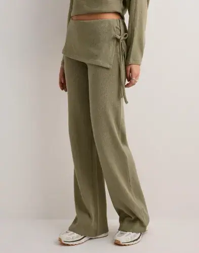 Nelly Nelly - Grønn - Effortless Knit Overlay Pants