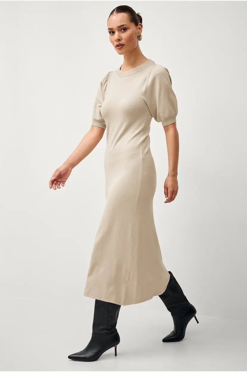 Ellos Collection Strikket kjole med korte ermer - Beige