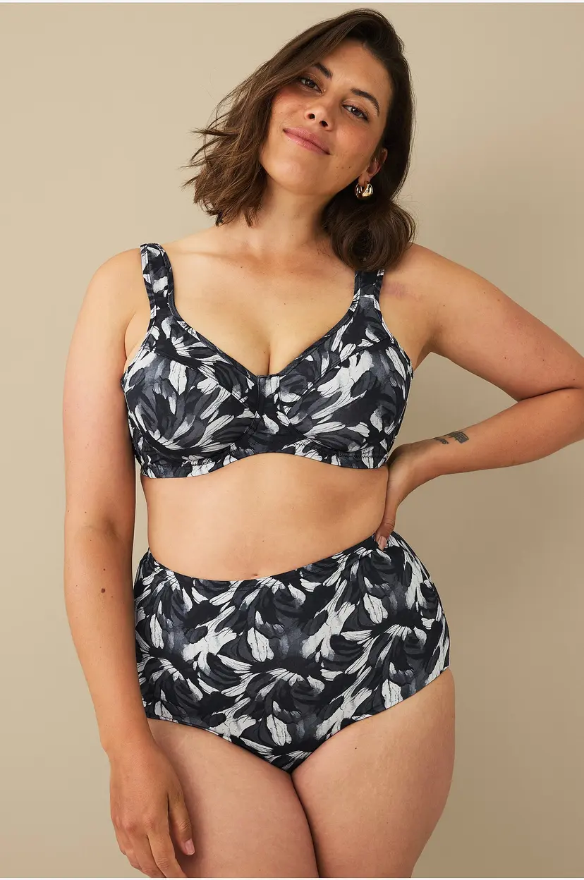 Ellos Plus collection Bikiniunderdel med shaping-effekt - Svart