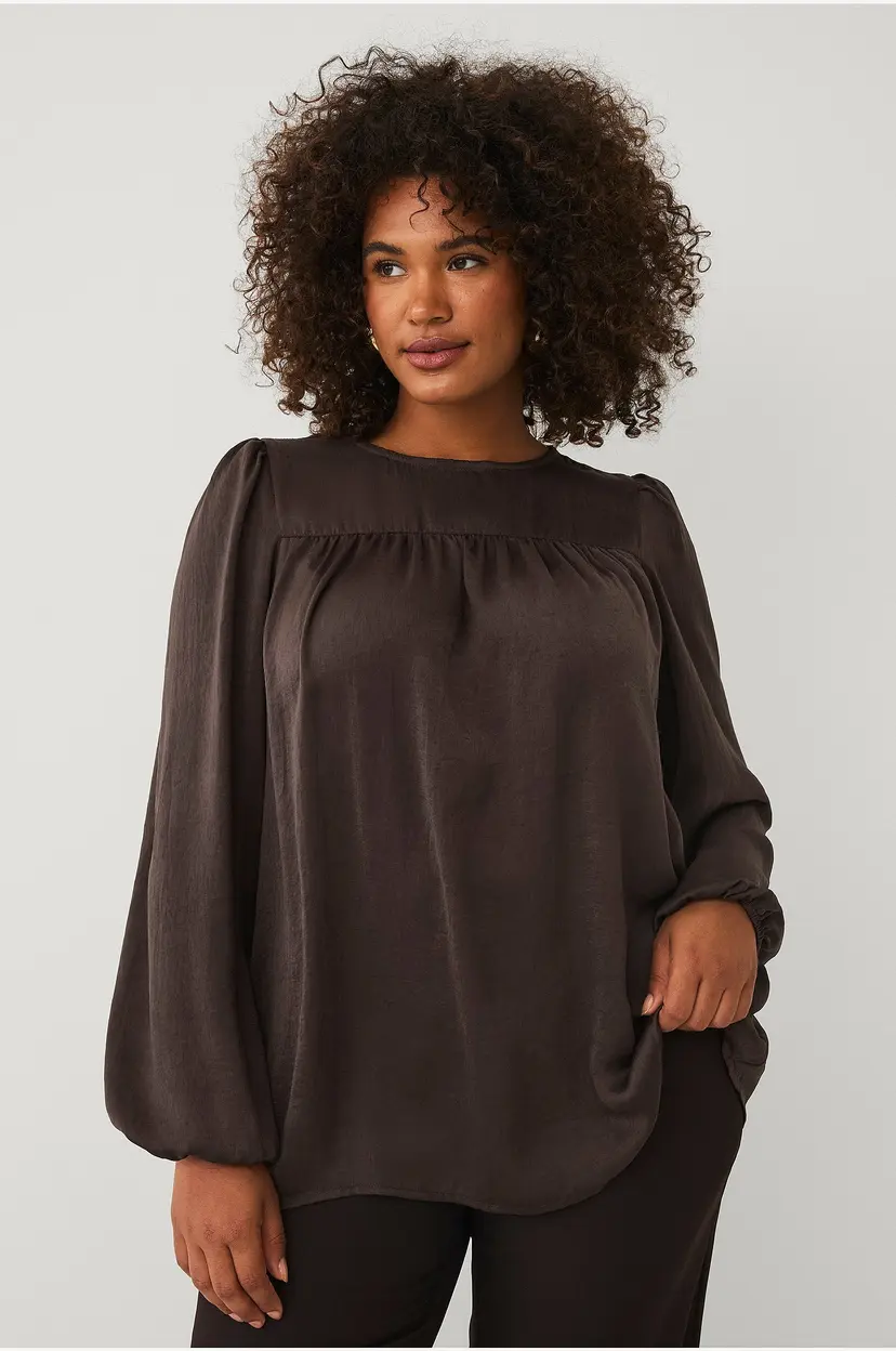 Ellos Plus collection Bluse med ballongermer - Brun