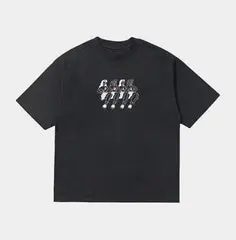 Fadeless Chicks Tee - Oversized fit