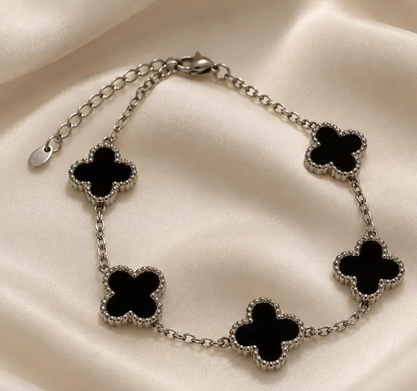 Aiyanna Haily Four Leaf Bracelet