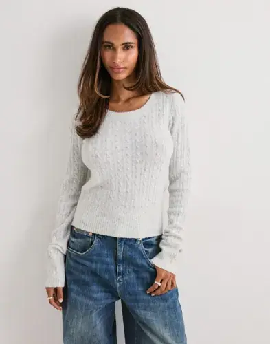 Nelly Nelly - Grå - Tight Cable Knit Sweater