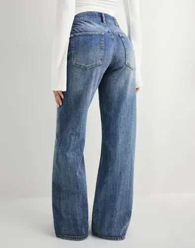 Nelly Nelly - Blå - Loose Flare Jeans