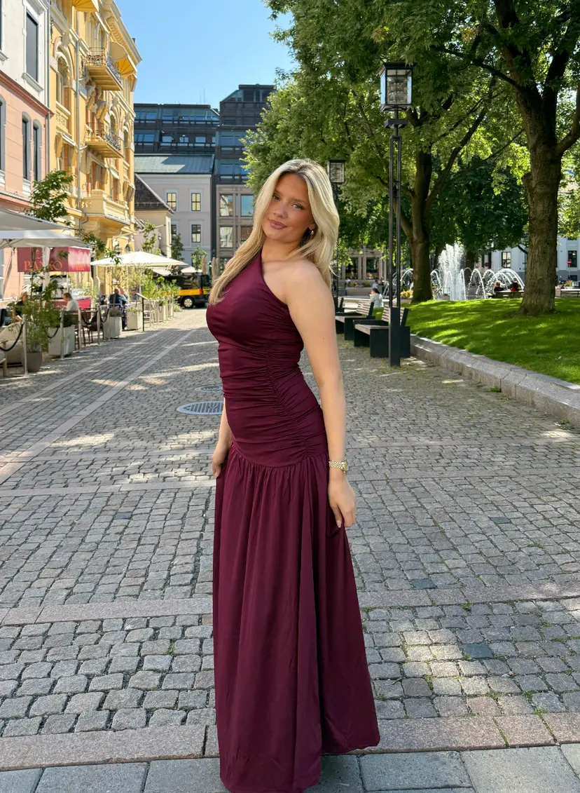 By Ic Amelia C Maxi Dress