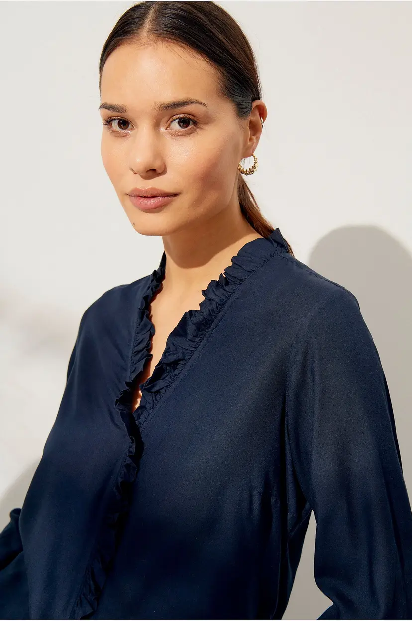 Ellos Collection Viskosebluse med volangedetaljer - Blå