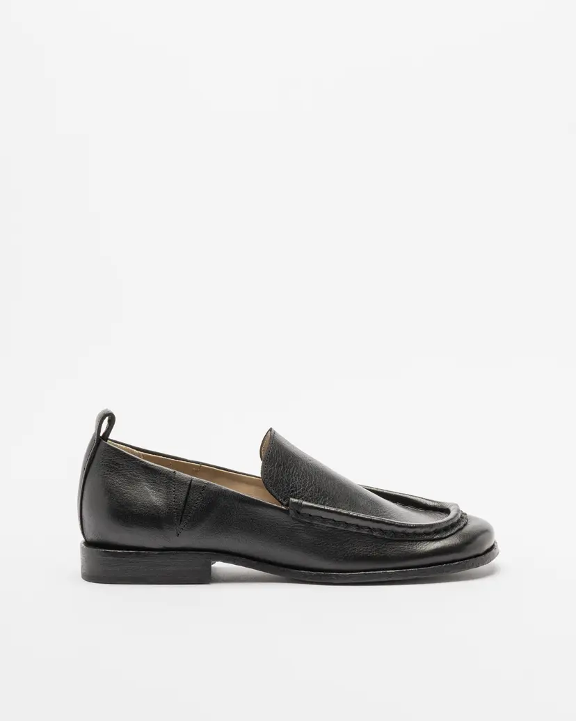 MLO MLO P25I97503 Black Moccasins