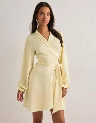 Neo Noir Neo Noir - Gul - Colbie Heavy Sateen Dress