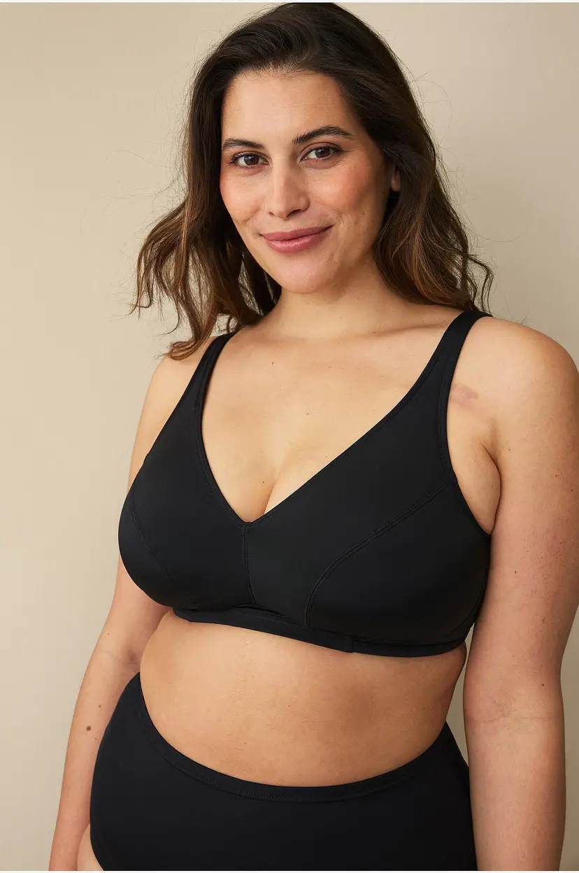 Ellos Plus collection Bikini-BH med kopper uten brakett - Svart