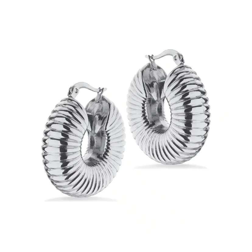 Molly Scrouples - Molly creoler med rillet overflade i blank stål - st10015