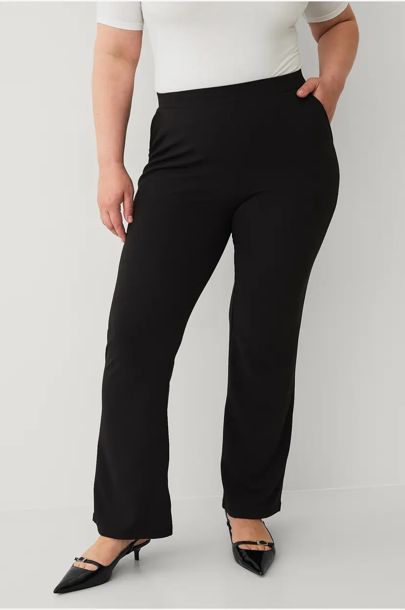 Ellos Plus collection Leggings med bootcut - Svart
