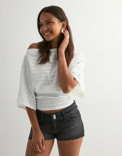 Nelly Nelly - Svart - Stitch Jeans Shorts