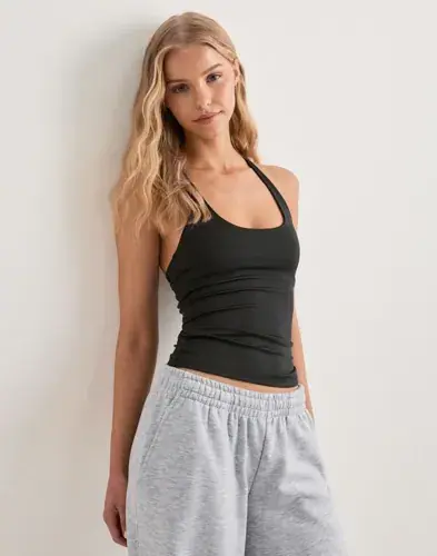 Nelly Nelly - Svart - Double Layer Racer Back Tank