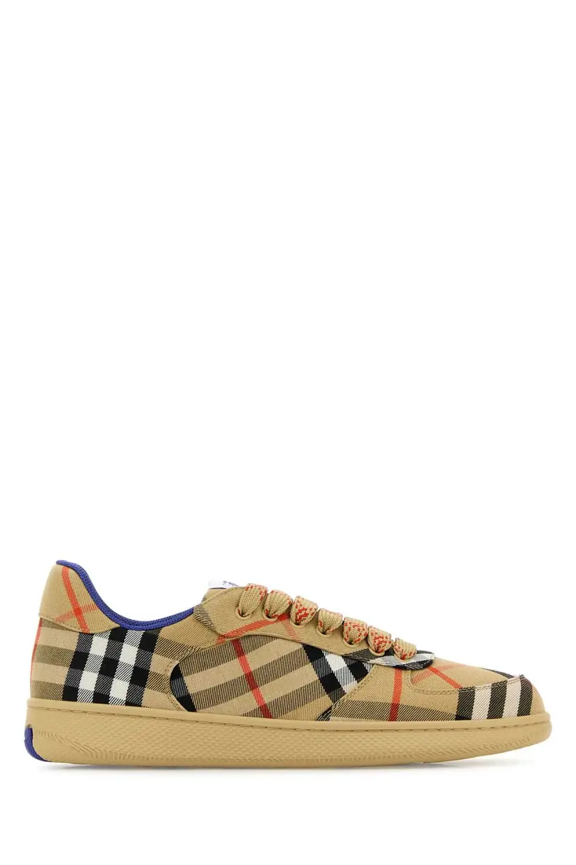 Burberry Burberry Sneakers – Beige