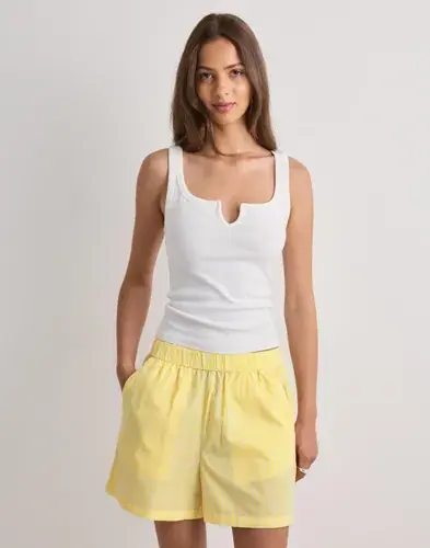 Pieces Pieces - Gul - Pcbibby Hw Shorts Msa Wvn Bc