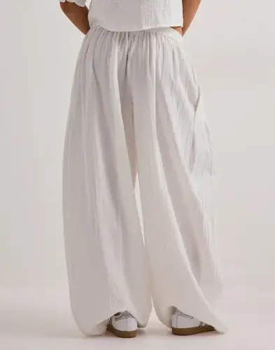 Pieces Pieces - Hvit - Pckiana Hw Pants Wvn Bc