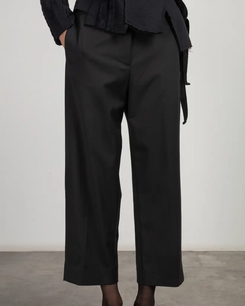 Malloni Malloni M24I70594 Black classic pants