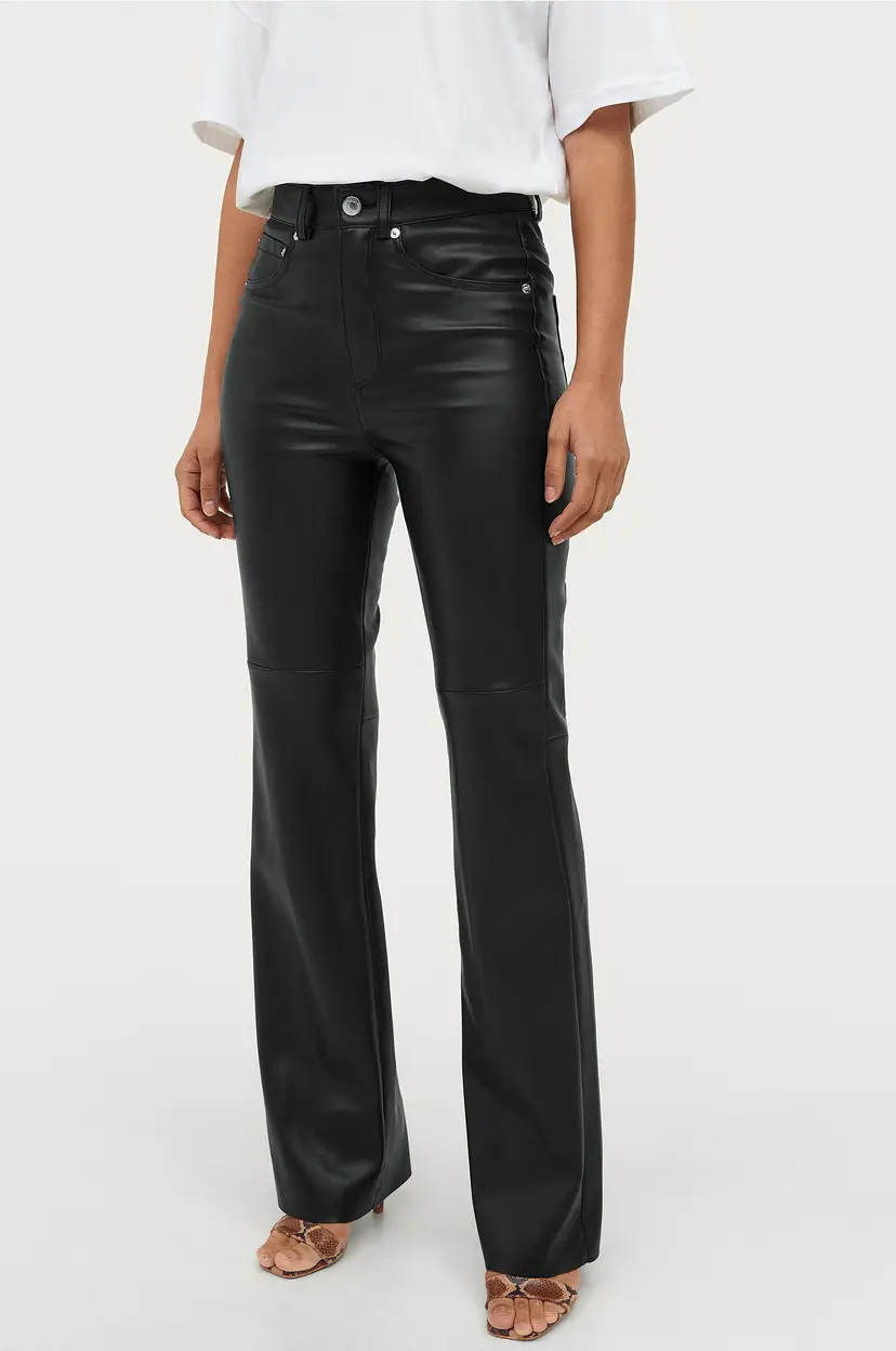 Ellos Collection Bootcut bukser i skinnimitasjon - Svart